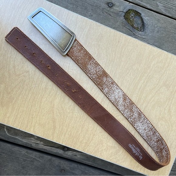 Le Chateau Brown Leather Shabby Distressed Belt With Silver Tone Buckle Sz S - Picture 8 of 16